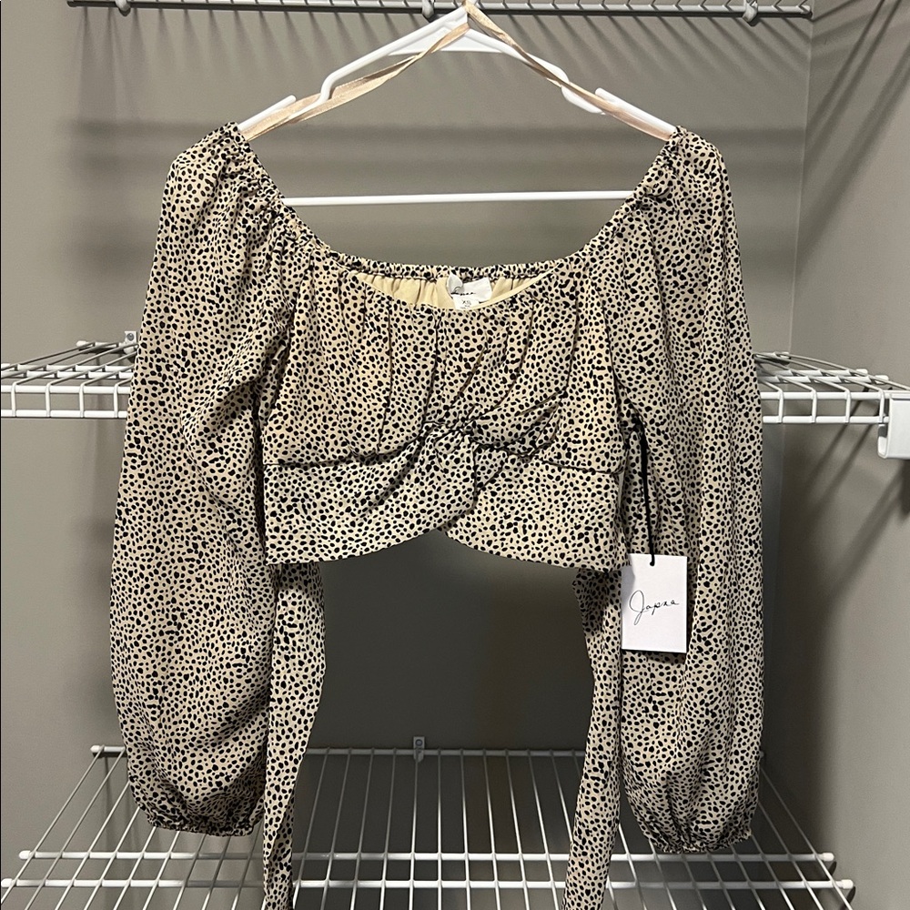 NWT * Polka Dot Puff Sleeve Wrap Crop Top Size XS
